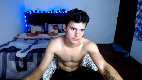 Snapshot of freddy_romans2 chatting on September 26, 12:18 am freddy romans online show from September 26, 12:18 am