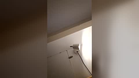 freddybear196258 online show from June 24, 9:16 am