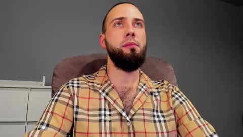 Andrew online show from October 29, 5:04 pm