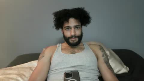 Frenchyexpress online show from October 4, 8:50 pm