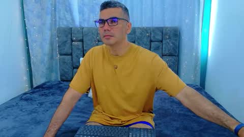 frepocolle online show from April 19, 1:23 pm