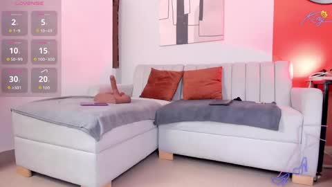 Freya online show from March 19, 1:38 pm