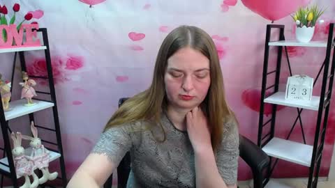 FreyaDak online show from April 23, 5:14 pm