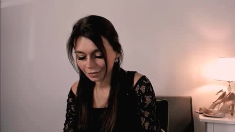 freyanaughty69 online show from June 1, 8:32 pm