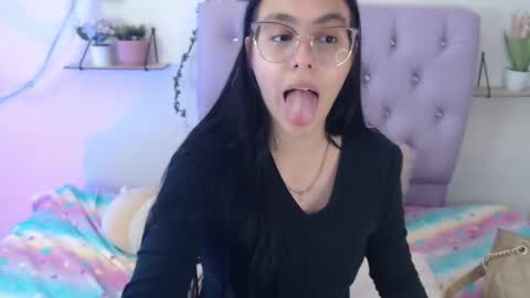 Freyja online show from September 11, 9:27 pm