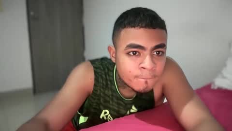 freyva_ online show from February 17, 10:05 pm