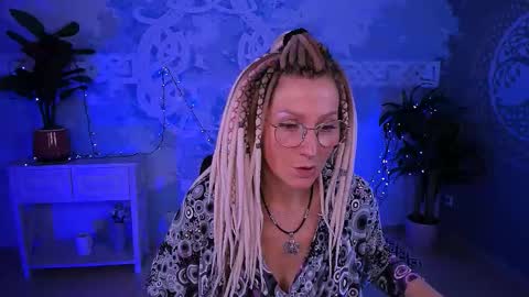 Frida Tander online show from March 27, 8:26 am