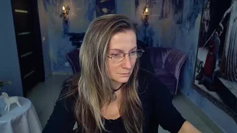 Frida Tander online show from September 13, 1:46 pm