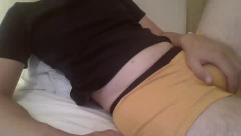 friendly_frank_18 online show from July 19, 4:09 pm