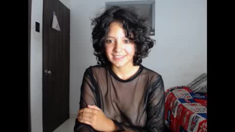 frikisa online show from February 9, 8:44 pm