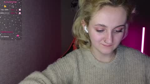 Snapshot of frosty_blueberries4 chatting on January 20, 4:12 pm ANA online show from January 20, 4:12 pm