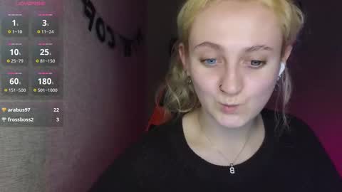 Snapshot of frosty_blueberries4 chatting on March 7, 11:38 pm ANA online show from March 7, 11:38 pm