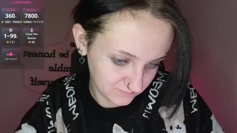 Snapshot of frosty_blueberries4 chatting on October 21, 11:04 am ANA online show from October 21, 11:04 am