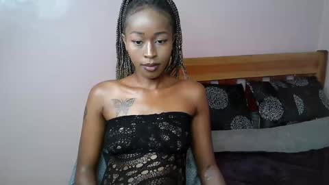 frosty_twinkle online show from January 9, 2:55 pm