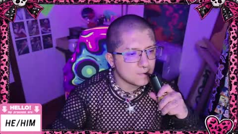 Kevin online show from April 22, 6:09 am