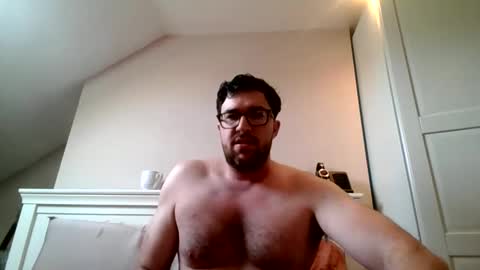 fu4e2 online show from April 25, 9:00 am