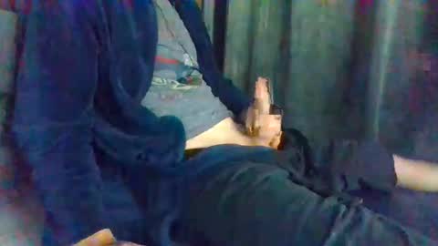 Snapshot of fuckbeatb chatting on October 15, 11:27 pm fuckbeatb online show from October 15, 11:27 pm