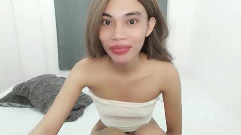 fuckingsexy143 online show from October 30, 12:55 am