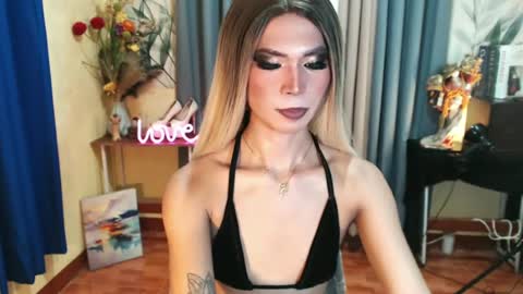 ANGELICA FOX online show from June 18, 12:38 am