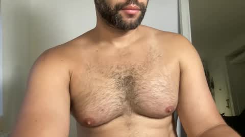 Snapshot of fuckyeahcoach chatting on September 26, 10:45 am Muscle Bear Jock in Training online show from September 26, 10:45 am
