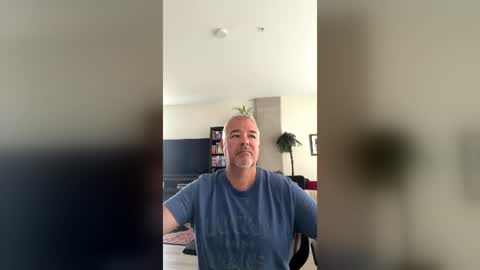 fullastars online show from June 15, 1:58 pm
