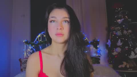 Tiffany online show from January 15, 11:35 pm