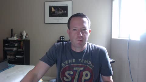 Snapshot of funplaytimesayhello chatting on September 28, 7:23 pm Hello online show from September 28, 7:23 pm
