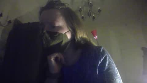 fuzzypeachh online show from January 16, 11:58 pm