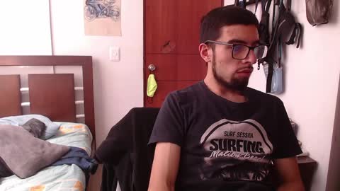 andrew online show from April 22, 7:10 pm