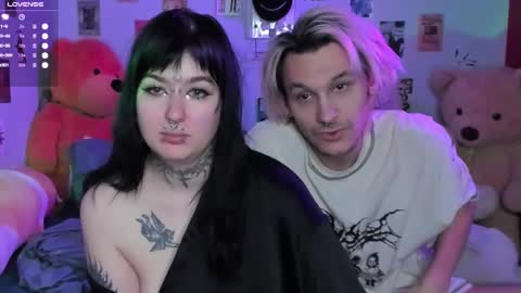 g4tito online show from December 15, 9:49 am