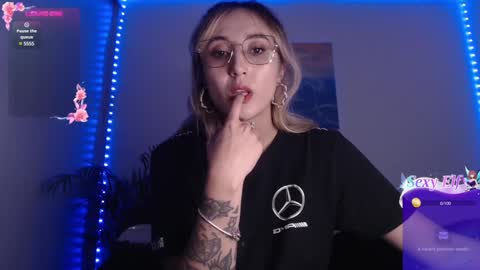 Gabriela online show from February 5, 11:06 pm