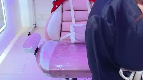 gabby_evanns online show from October 4, 12:36 pm