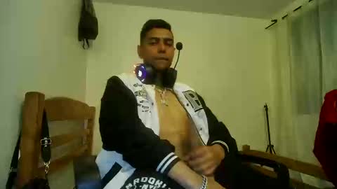 gabitosexyy online show from March 4, 5:42 am