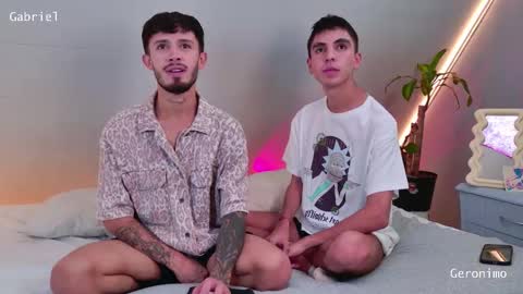 gabriel_and_geronimo online show from January 12, 9:44 pm