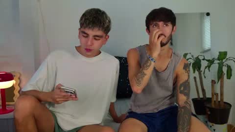 gabriel_and_geronimo online show from June 16, 7:51 pm