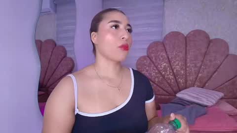 gabriela online show from May 30, 7:45 pm