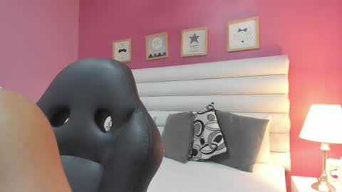 Gabriela salgado online show from March 8, 10:54 am