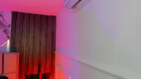 Gabriela Kassi online show from April 7, 11:34 am