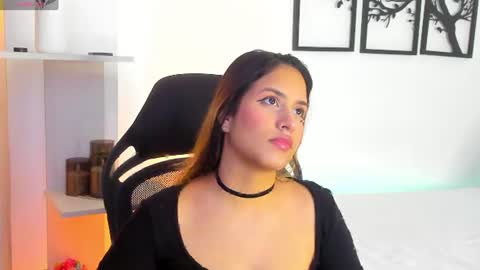 Gabriella online show from August 4, 9:44 pm