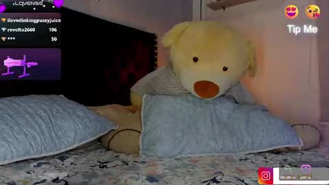 Sara   online show from June 11, 12:32 am