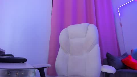 gaby online show from October 9, 2:33 pm