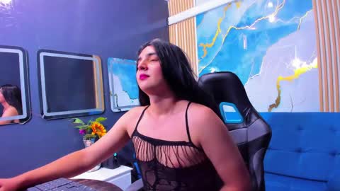 GABY GIL online show from May 20, 12:44 pm