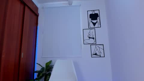    online show from February 4, 9:30 pm