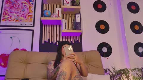 Gaby  online show from February 2, 1:19 pm