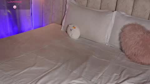 Aleja  online show from March 10, 1:00 pm