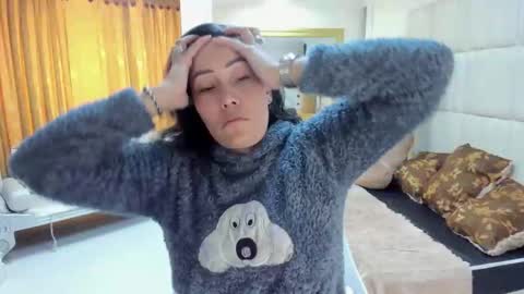 gabriela online show from November 4, 3:35 pm