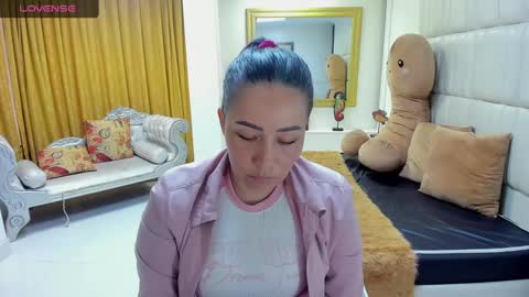 gabriela online show from March 5, 6:56 pm