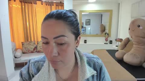 gabriela online show from September 16, 1:57 pm