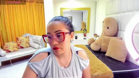 gabriela online show from March 1, 7:59 pm