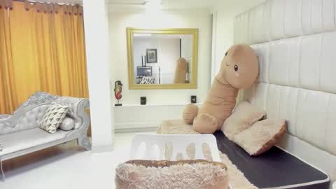 gabriela online show from February 19, 4:28 pm